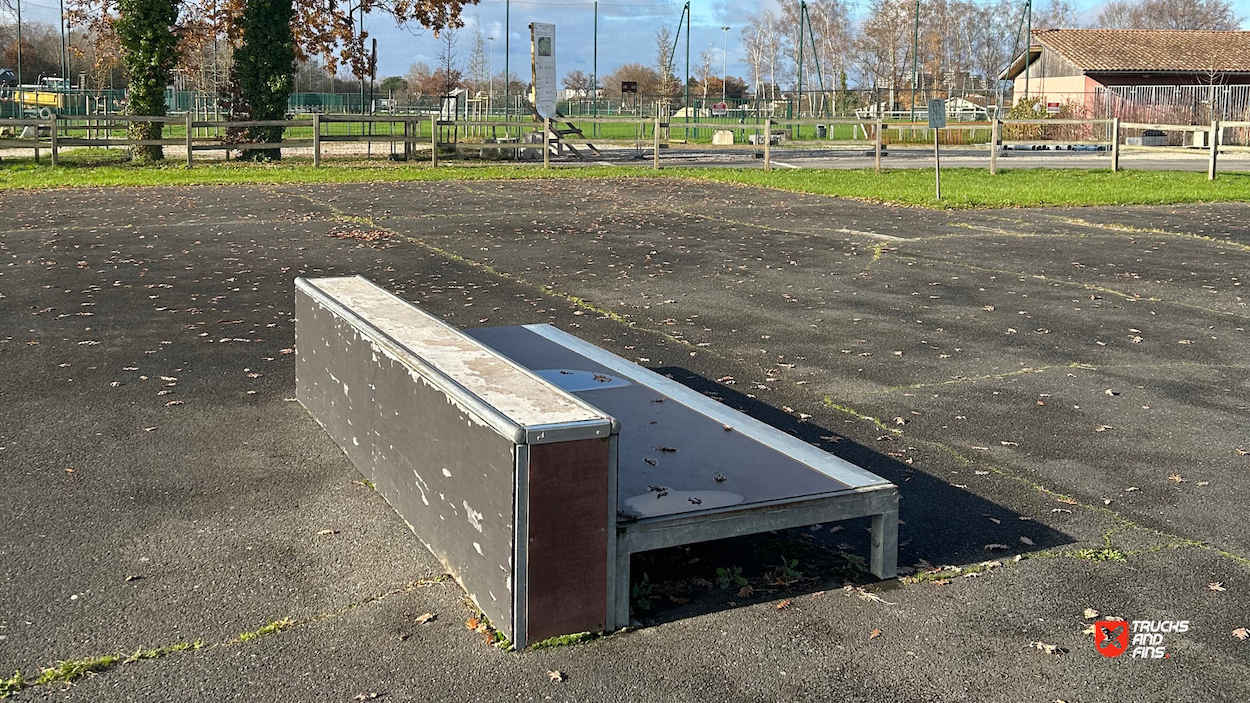 De la Burthe skatepark